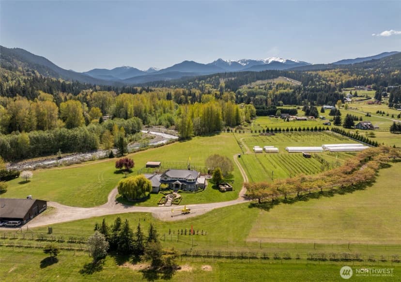 Property photo for 231 River Run Road, Sequim photo 2