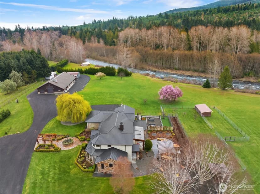 Property photo for 231 River Run Road, Sequim photo 33