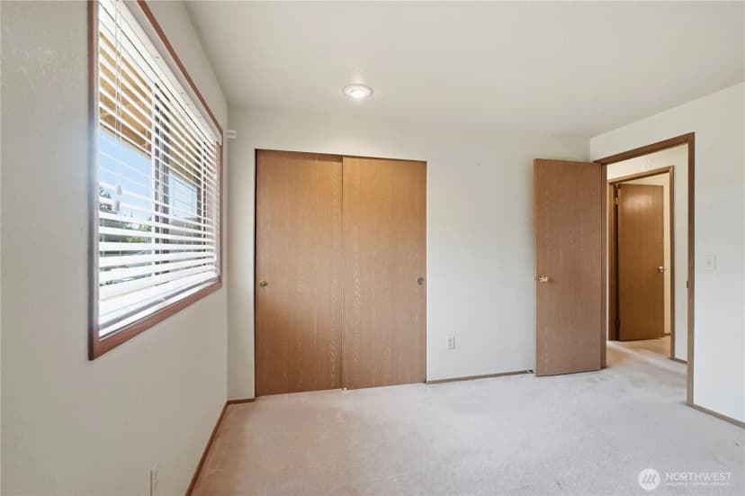Property photo for 22847 103rd Avenue Se, Kent photo 30