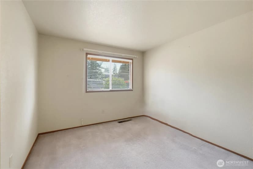 Property photo for 22847 103rd Avenue Se, Kent photo 27