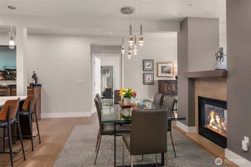 Property photo for 631 Market St W #202, Kirkland photo 7