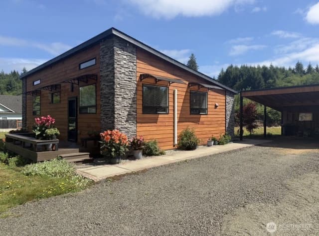 Property photo for 2601 & 2611 South Fork Road, Raymond