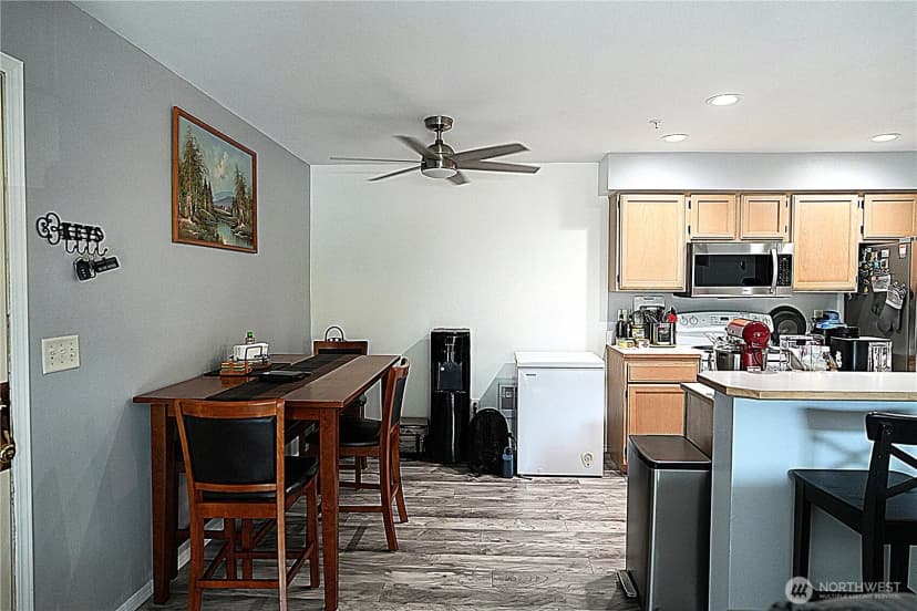 Property photo for 1001 W Casino Rd #d203, Everett photo 9