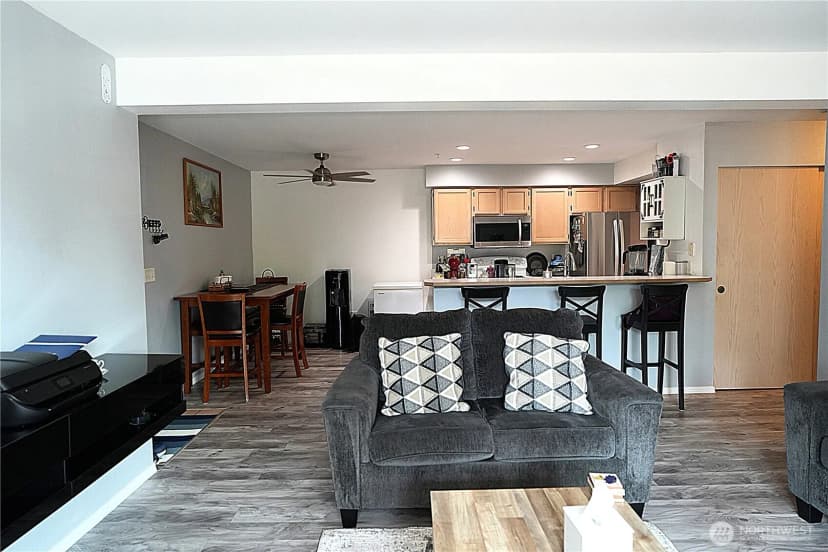 Property photo for 1001 W Casino Rd #d203, Everett photo 10