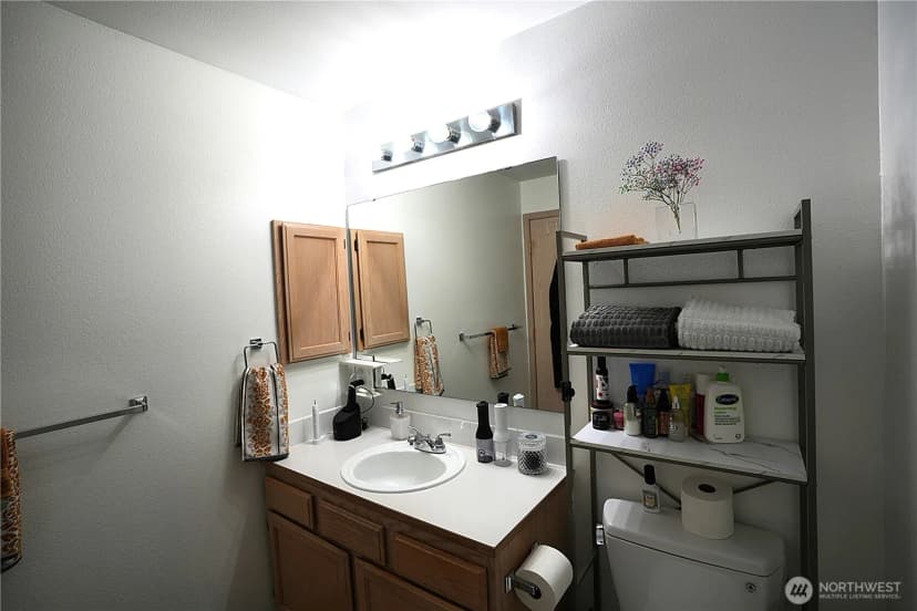 Property photo for 1001 W Casino Rd #d203, Everett photo 19