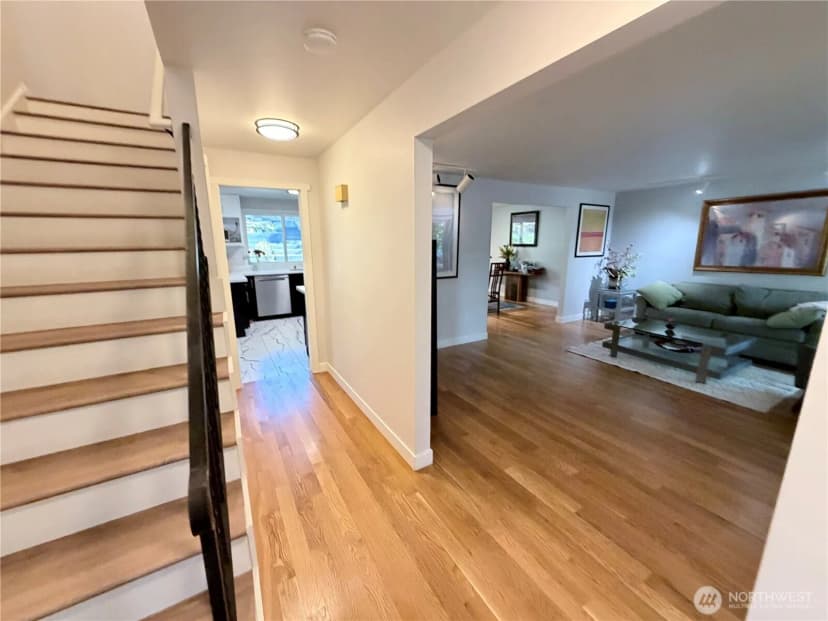 Property photo for 8430 Se 45th Street, Mercer Island photo 16