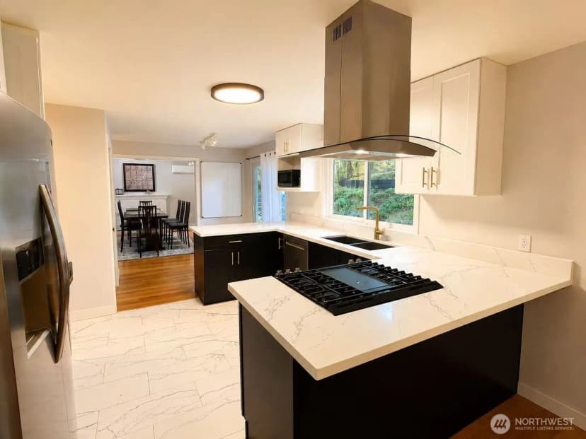 Property photo for 8430 Se 45th Street, Mercer Island photo 7