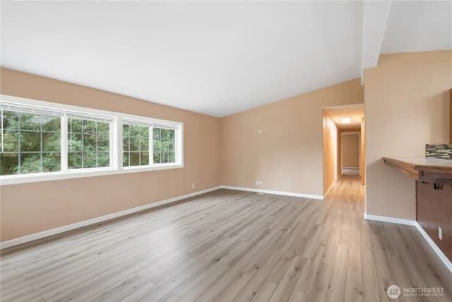 Property photo for 1067 Spirit Lake Highway, Castle Rock photo 5