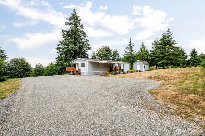 Property photo for 1067 Spirit Lake Highway, Castle Rock photo 26
