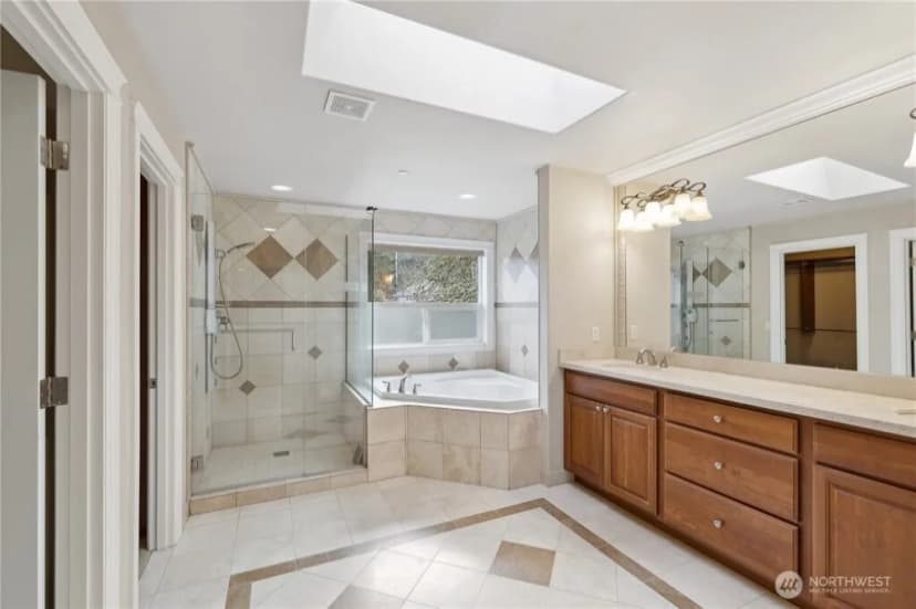 Property photo for 15025 Se 43rd St, Bellevue photo 19