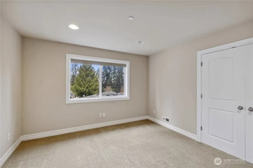 Property photo for 15025 Se 43rd St, Bellevue photo 25