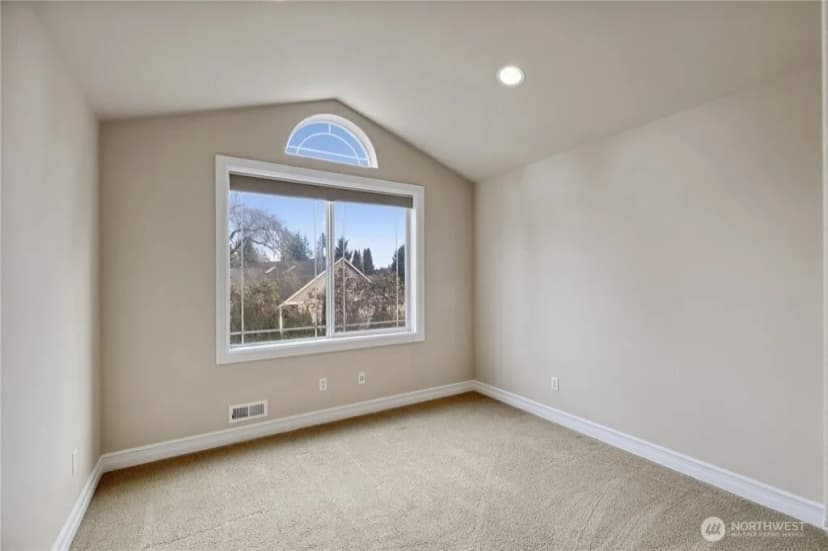 Property photo for 15025 Se 43rd St, Bellevue photo 24