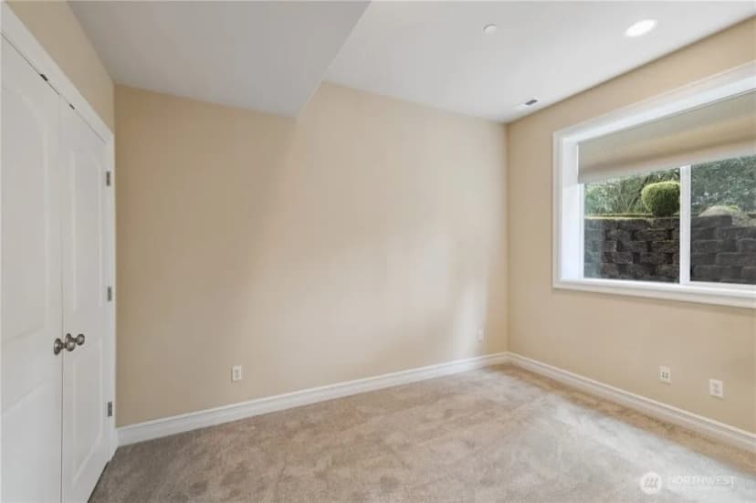 Property photo for 15025 Se 43rd St, Bellevue photo 31