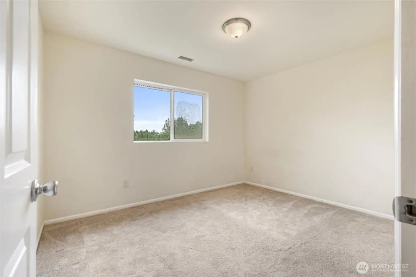 Property photo for 9301 13th Street Ne, Lake Stevens photo 23