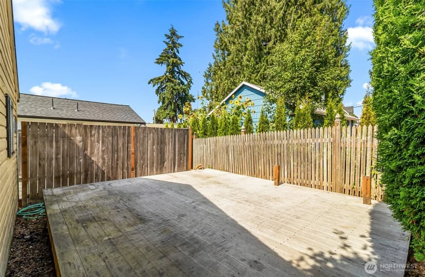 Property photo for 326 Avenue I, Snohomish photo 26