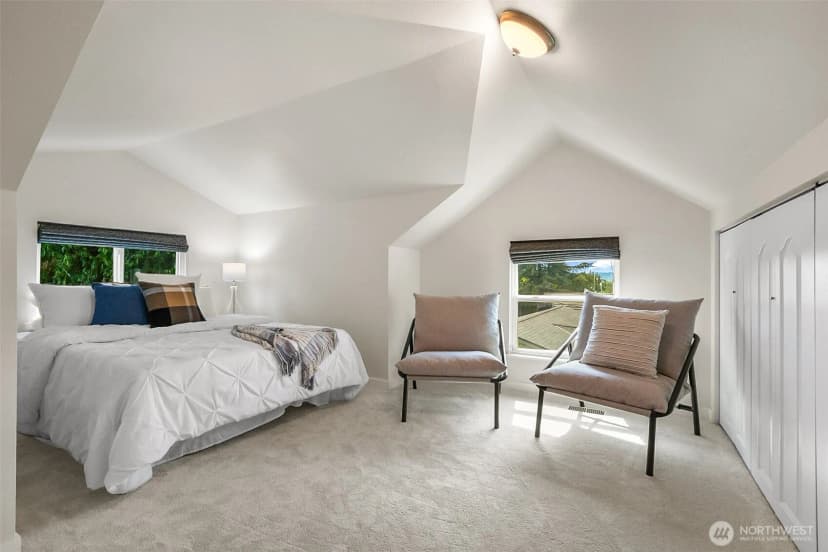 Property photo for 326 Avenue I, Snohomish photo 19