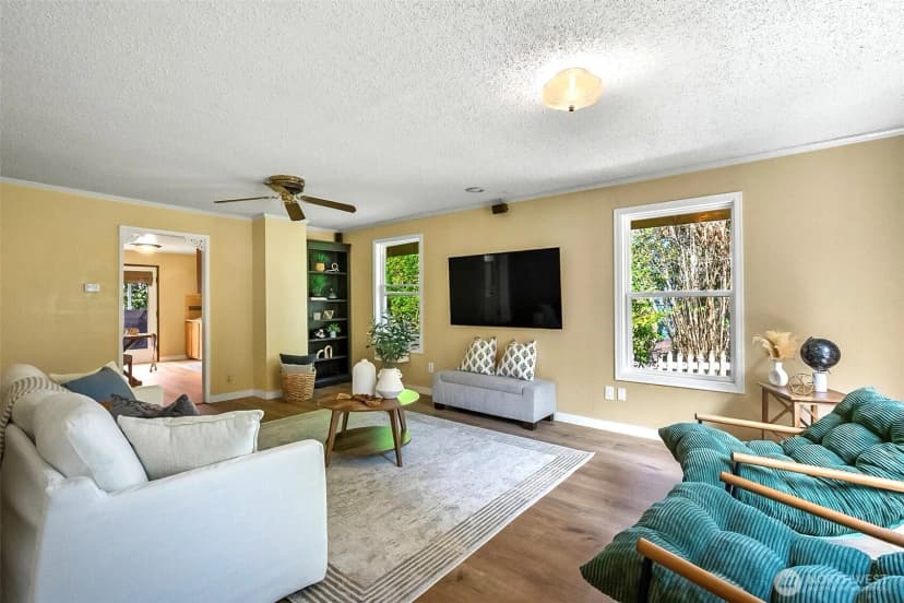 Property photo for 326 Avenue I, Snohomish photo 5