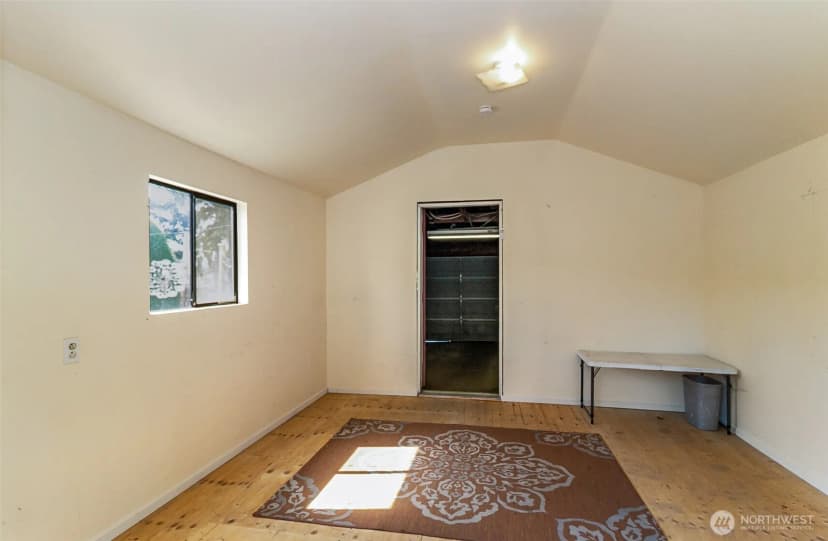 Property photo for 326 Avenue I, Snohomish photo 30