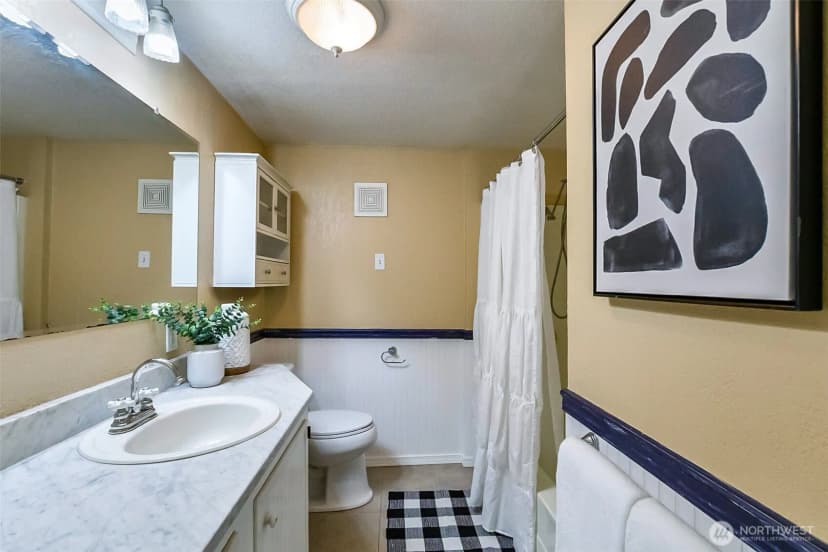 Property photo for 326 Avenue I, Snohomish photo 18