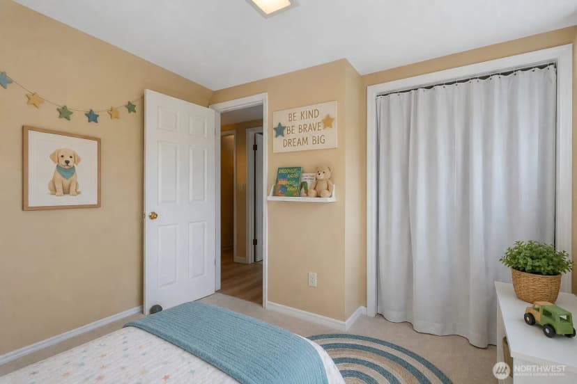 Property photo for 326 Avenue I, Snohomish photo 17