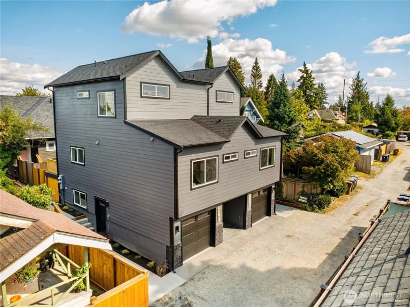 Property photo for 2216 N Proctor Street #c, Tacoma photo 3