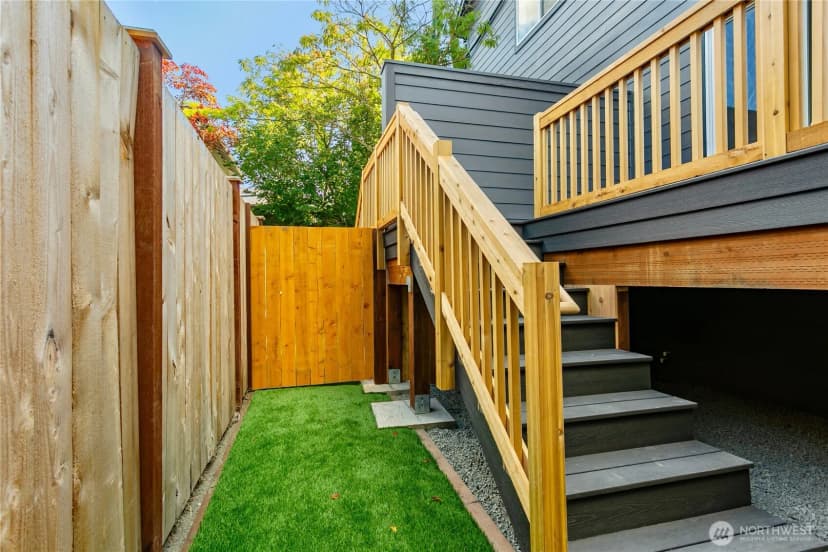 Property photo for 2216 N Proctor Street #c, Tacoma photo 34