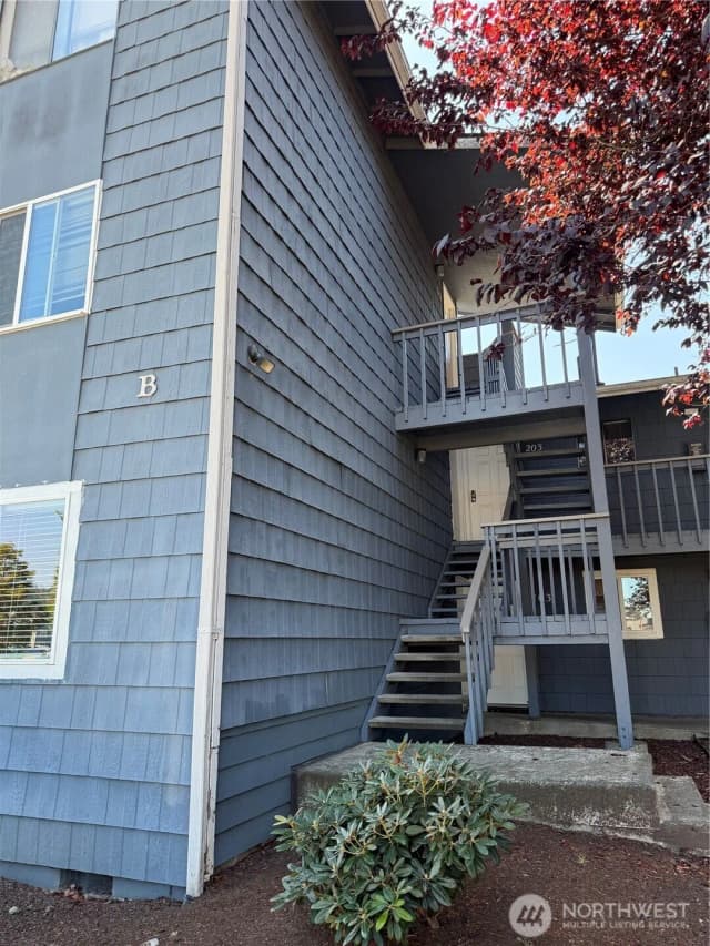Property photo for 3302 I Street Ne #b203, Auburn photo 2