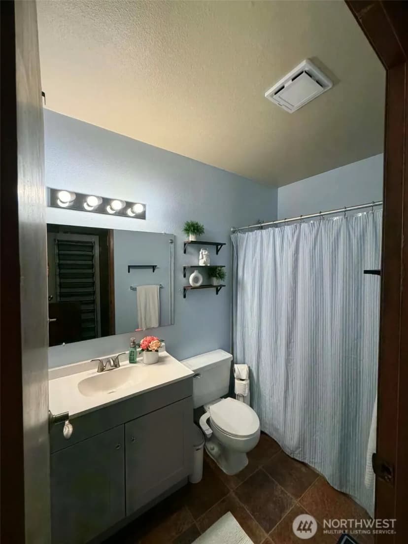 Property photo for 3302 I Street Ne #b203, Auburn photo 10