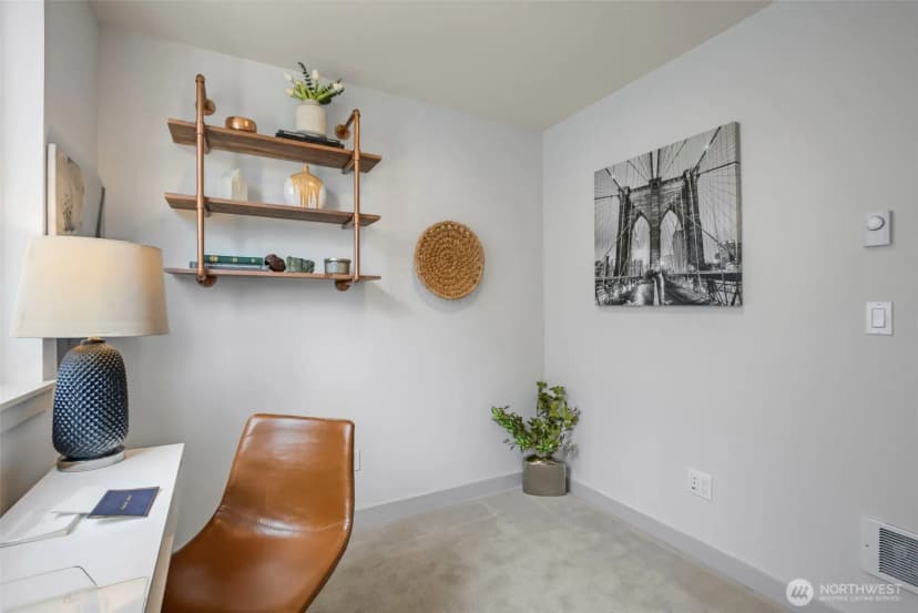 Property photo for 1010 A Ne 92nd Street, Seattle photo 23