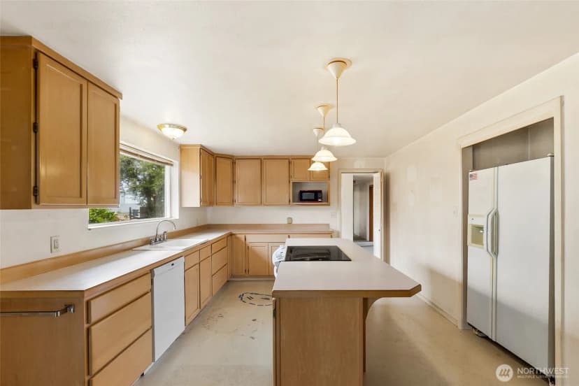 Property photo for 682 S Broadway, Westport photo 8