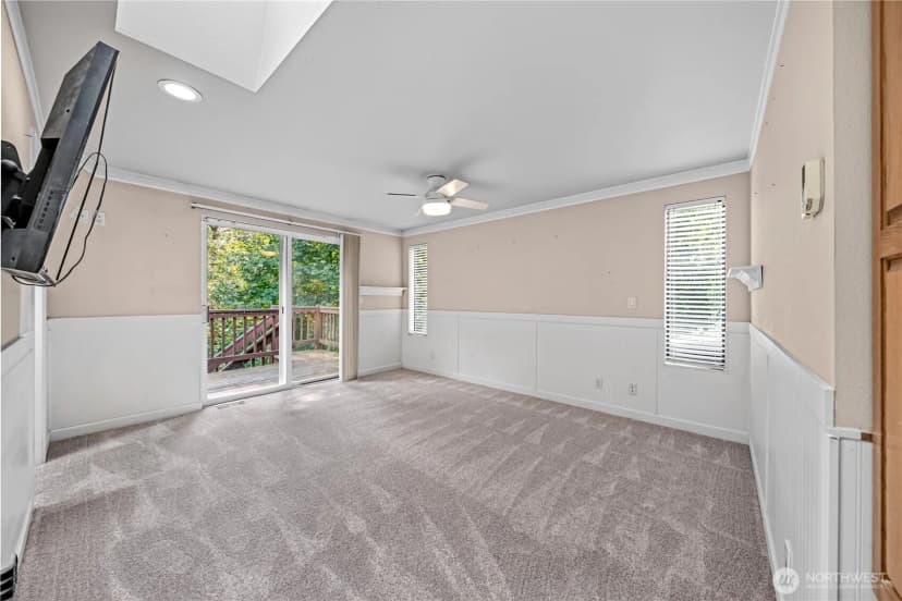 Property photo for 14327 Ne 84th Court, Redmond photo 17
