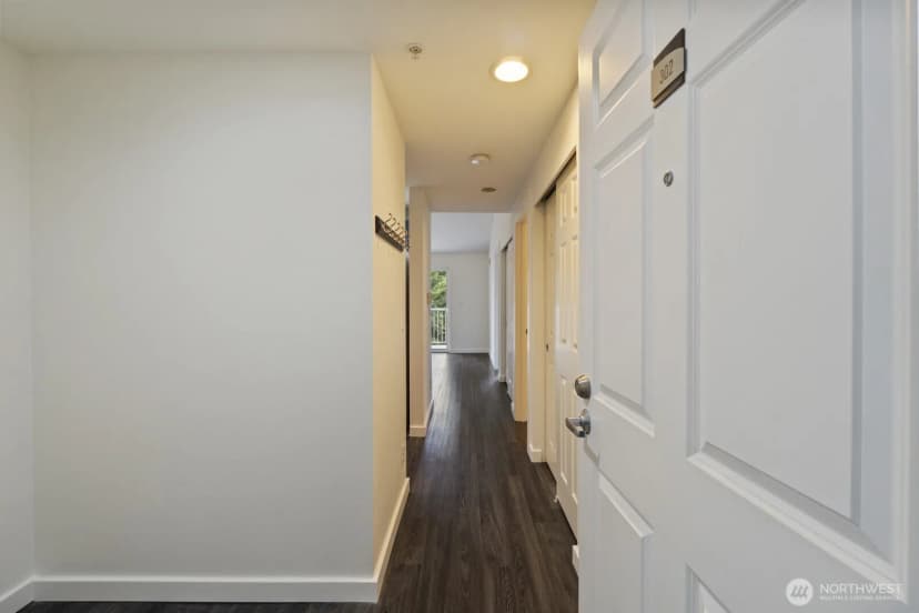 Property photo for 1810 S Charles Street #302, Seattle photo 6