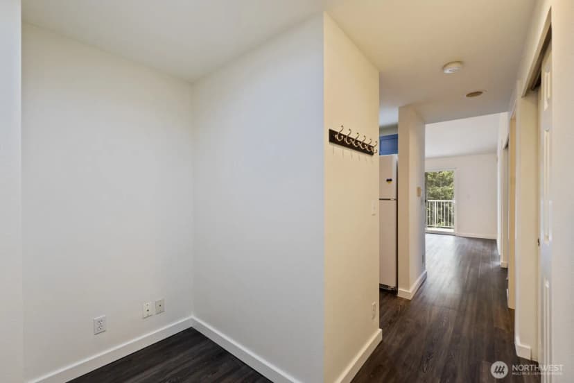 Property photo for 1810 S Charles Street #302, Seattle photo 8