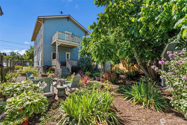 Property photo for 530 Adams Street, Port Townsend photo 2