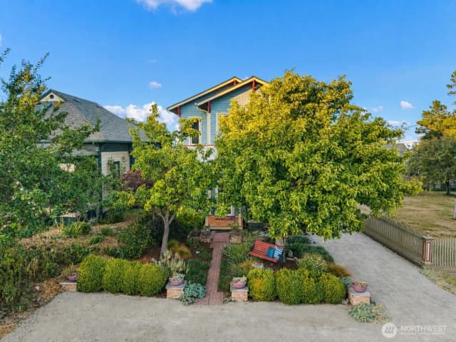 Property photo for 530 Adams Street, Port Townsend photo 3