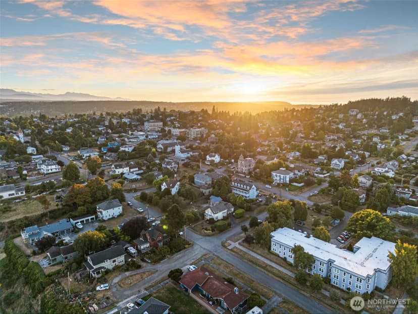 Property photo for 530 Adams Street, Port Townsend photo 36