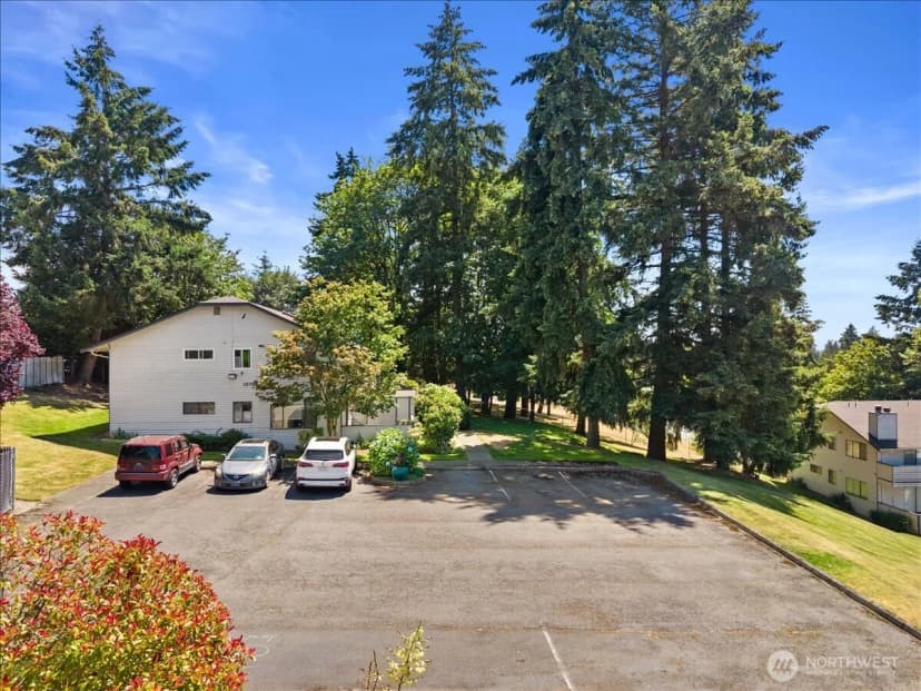 Property photo for 12729 Ne 144th Street #154a, Kirkland photo 26