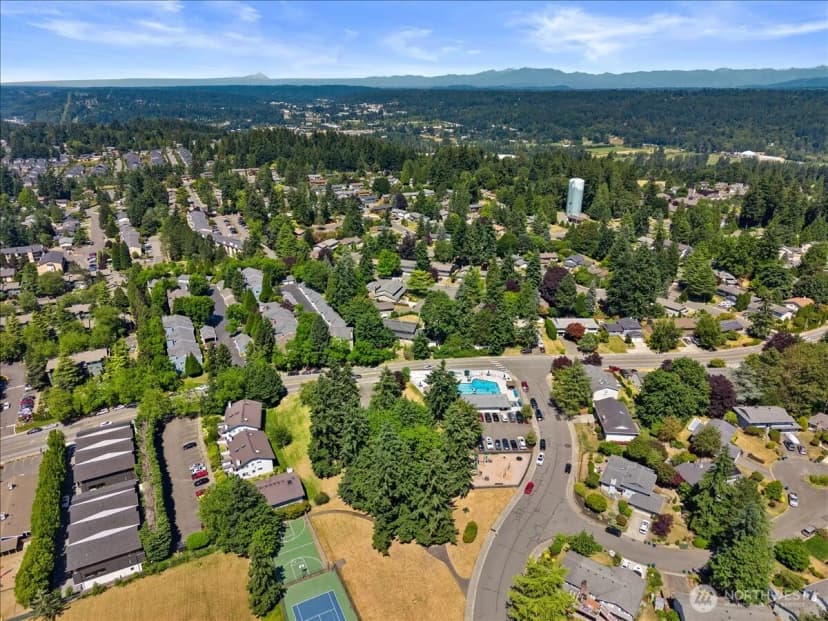 Property photo for 12729 Ne 144th Street #154a, Kirkland photo 28