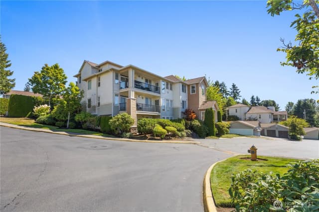 Property photo for 15026 40th Avenue W #2-401, Lynnwood photo 2