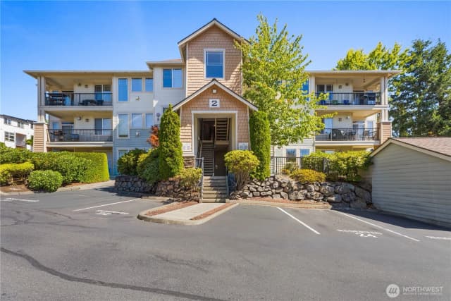 Property photo for 15026 40th Avenue W #2-401, Lynnwood photo 3