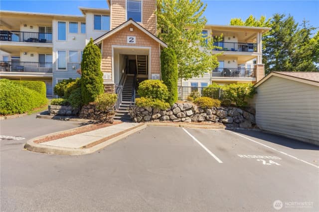 Property photo for 15026 40th Avenue W #2-401, Lynnwood photo 4