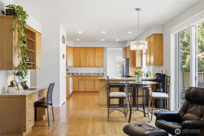 Property photo for 1708 Ne 26th Place, Renton photo 13
