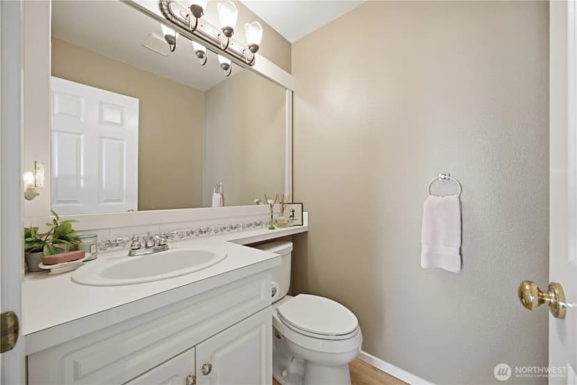 Property photo for 1708 Ne 26th Place, Renton photo 24