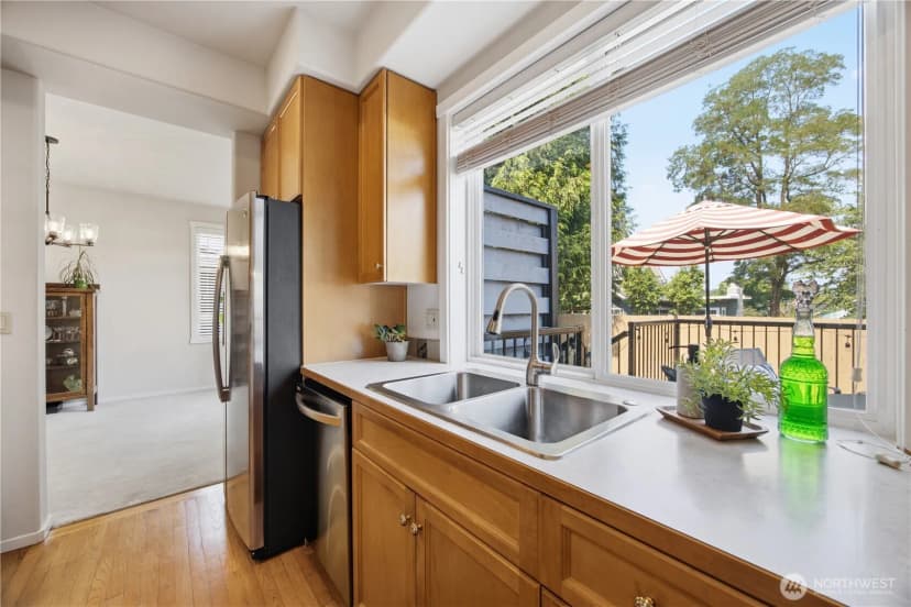 Property photo for 1708 Ne 26th Place, Renton photo 19