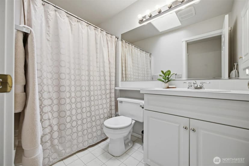 Property photo for 1708 Ne 26th Place, Renton photo 33