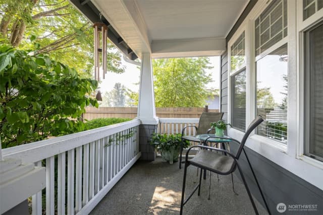 Property photo for 1708 Ne 26th Place, Renton photo 4