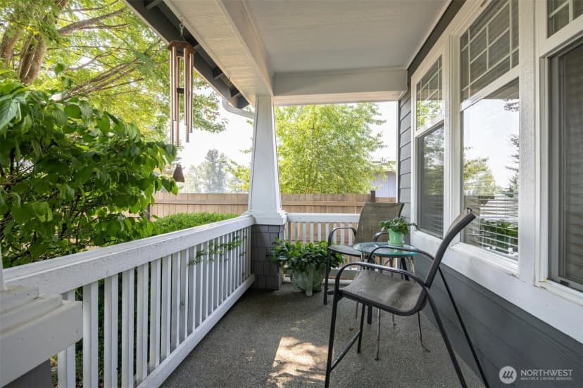 Property photo for 1708 Ne 26th Place, Renton photo 4