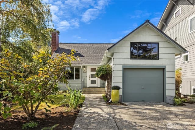 Property photo for 3435 61st Avenue Sw, Seattle photo 3