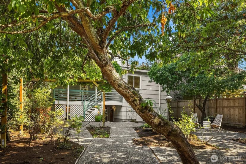 Property photo for 3435 61st Avenue Sw, Seattle photo 27