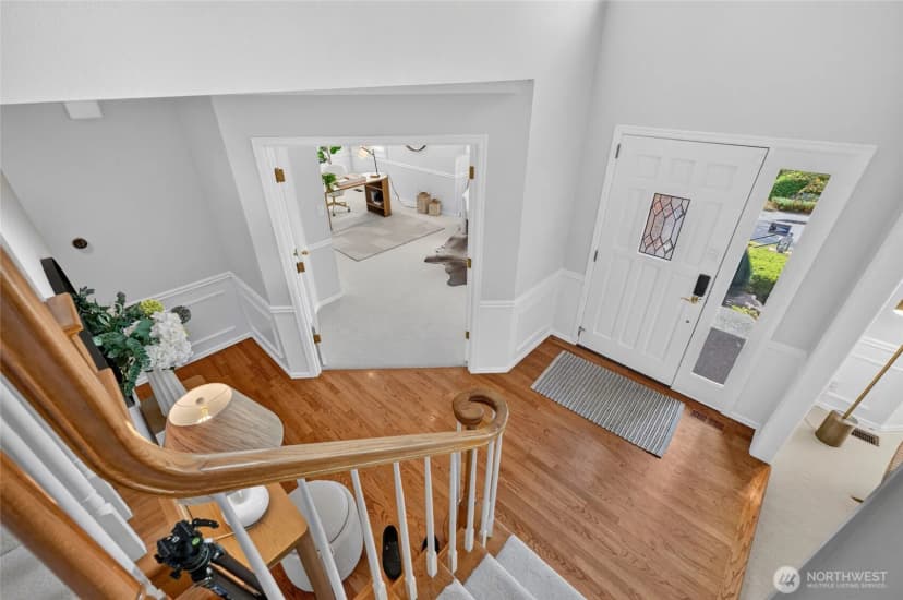 Property photo for 1010 106th Avenue Se, Bellevue photo 5